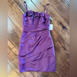 NWT DaVinci Size 10 Purple Wedding Dress with Floral Detail